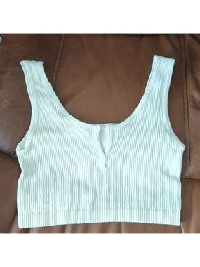 ROSE + VINE CROP TANK TOP